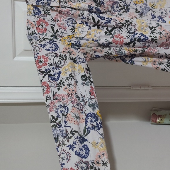 Floral long sleeve st johns bay button up - Picture 2 of 4